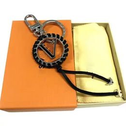 Keychains de luxe avec portefeuille de portefeuille de créateur de boîte Pu en cuir en cuir or plaqué clés plaqués clés de clé classiques