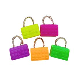 Sac à main de gelée de luxe pour enfants, INS filles, sacs carrés avec chaîne de perles, sacoche de princesse en silicone de styliste pour enfants A7172