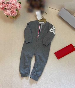 Luxury Kids Assumes à sauts ouverts Conception de fichiers Bodys Infant Body Taille 59-90 Blanc à rayures Born Born Baby Tristhed Coins 10 déc.