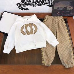 Luxe kindersets Baby hoodie verkoopt nieuwe herfstkleding Mode kledingset Peuter Jongen Meisje Patroon Casual Tops Kind Losse broek 2 stuks Designer Outfit Kleding