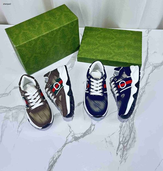 Luxury Kids Sneakers Lace-Up Designer Baby Shoes Taille 26-35 Box Protection Girls Chaussures Grille Lettre Logo Imprimé Boys Chaussures 24Pril