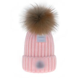 Luxe tricoté Monclar véritable boule de poils Beanie Designer femmes chapeau de laine lettre hiver marque de mode Hip Hop épaissi chapeau pour hommes voyage en plein air ski portable f3
