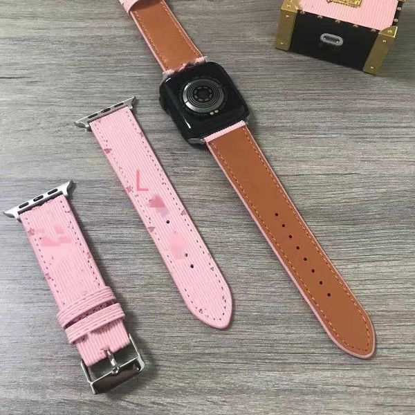 Bracelet de luxe L Designer compatible avec Apple Watch Band 44 mm 45 mm 42 mm 41 mm 40 mm 38 mm 49 mm Bracelet en cuir PU en silicone série 8 7 SE 6 5 4 3 2 1 bracelet de montre LU009