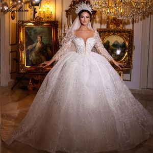 Luxury Lace Illusion Coulle Full Full Ball Robe de mariée Robe de mariée Per perle Appliques Princess Bridal Robes brodées avec de la dentelle multicouche