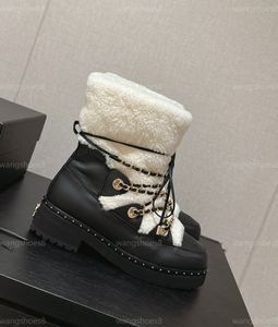 Luxe veter-up kettingplatform dikke laars sneeuwschoenen vrouwen winter warme westerse laars bont dames buiten vrije tijd schoenontwerper enkel zwart witte chelsea laars met doos