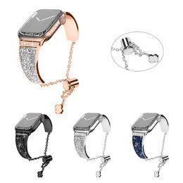 Bracelet de luxe pour dames en diamant avec chaîne réglable pour Apple Watch 45mm 41mm 44mm 42mm 40mm 38mm bracelet Iwatch Serise 7 Se 6 5 4 3 Watchband Link