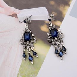 Luxe dames mode hanger oorbellen natuurblauwe kristallen stenen decoratieve kwastjes legeringsgeschenken bengelen kroonluchter