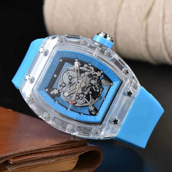 Relógio feminino de luxo: relógio de quartzo de 47 mm de alta qualidade com data, cristal de safira, brilho noturno, pulseira de borracha, à prova d'água e função esportiva