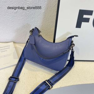 Bolso de mujer de diseño de cuero de lujo Bolso para mujeres nuevos y clásicos Mes de mujer portátil de hombro portátil Crossbody con diferentes axilas de estilo