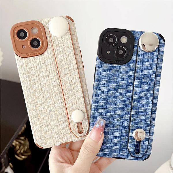 Funda de teléfono con soporte para correa de muñeca, diseño de tejido de cuero de lujo, para iPhone 15, 11, 12, 13, 14 Pro Max, 14Plus, funda suave a prueba de golpes