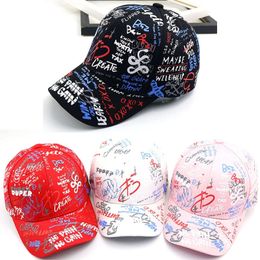 Lettre de luxe Graffiti Baseball Flat Top Hat pour bébé Solide Broidered Sun Chat pour garçons Girl Summer Kids Football Ajustement Cap de foot