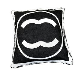 Letras de lujo Funda de almohada Cojín de diseño de cachemira Funda de almohada decorativa de cachemira sin cojines de coche de marca de lujo interior Almohadas baratas a la venta