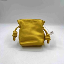 Sacs de créateurs de marque Luxury Luxury Loeweelry Flamenco sac chanceux sac jaune vache crossbody bottes d'épaule de marque Top Brand avec logo