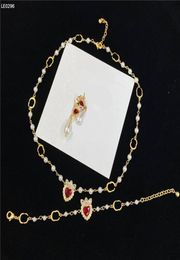 Luxe Liefde Parel Diamanten Ketting Ruby Strass Oorbellen Metalen Ketting Hanger Eardrop Kristallen Armband Verjaardagscadeau7818010