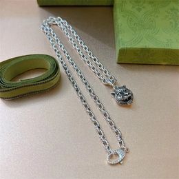 Luxe Gs amour collier de perles femmes Designer Design Saturne perlé pendentif dames diamant nacre cadeau pour les bijoux de fiançailles des femmes