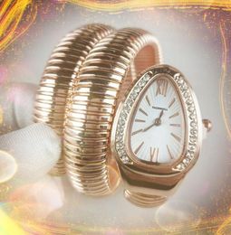 Amantes de lujo Relojes de cuarzo Mujer Oro Plata Abeja Serpiente Anillo de diamantes Reloj simple Pulsera de acero inoxidable Reloj para mujer Reloj Hombre regalos