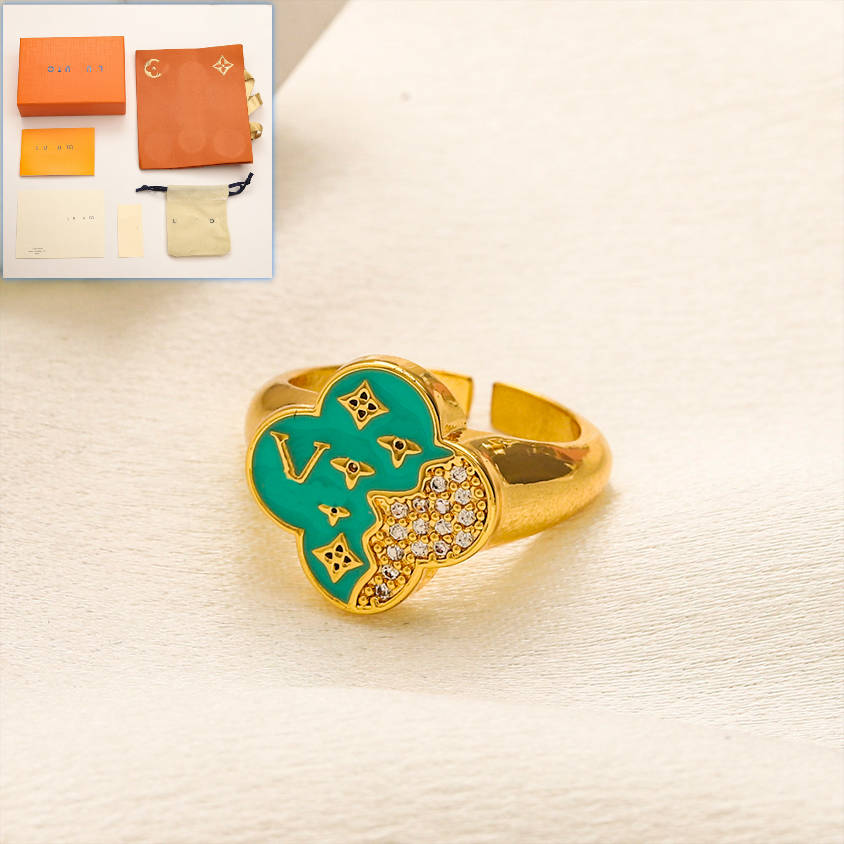 Luxury Luis Wedding Love Ring Charm Clover Pattern Ring Classic Designer Girl Jewelry Spring Fashion Gift Boutique Ring Jewelry