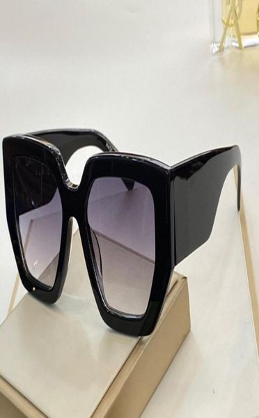 Luxury M28 Fashion Sunglasses avec protection UV pour les femmes Cadre de planche carrée vintage Populaire Top Quality Come With Case Classic 6645767