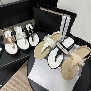 Luxe marmont lederen string designer sandalen: unisex strand causale slippers met dubbele gesp en fuzzy dia