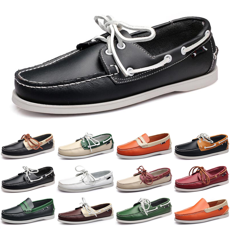 Lyxiga män Casual Shoes Black Loafers Utomhus Flat Slip On Fashion Mens Trainer Sneakers Storlek 40-45 Color19