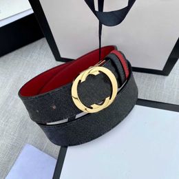 Menores de lujo Cinturón de diseñador Moda Cinturas de mujeres clásicas Vintage Hebilla rotativa Premio Cinturón de vajilla 4 cm con una caja de regalo exquisita