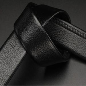 Luxury Men Designer ceintures lettre alliage boucle femme de mode ceinture de mode High Quality Leather Classic Girdle