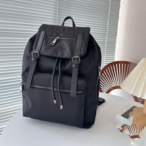 Luxe mannen nylon rugzak eenvoudige stijlvolle stijl schoudertas waterdichte en slijtvaste cross-body tas, werkzak, reistas, klassieke messenger tas plunje tas