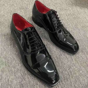 Hommes de luxe en cuir verni Design chaussures habillées chaussures à pointes mode bout pointu travail d'affaires chaussures de fête de mariage grande taille 38-48 NO495