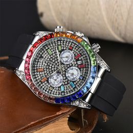 Montres de luxe pour hommes montres à quartz de bonbons irisés saphir de haute qualité de haute qualité datejust sport montres de marque à bande lumineuse étanche