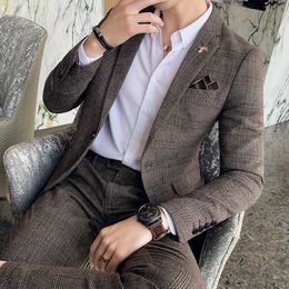 Luxury Men Slim Fit Check Suit Business Office Formal cosit 2 PCS Set Blazers Pant Casual Wedding Social Tuxedo Robe Homme 240515