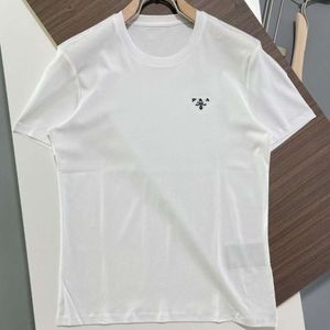 Luxury Men T-shirt Designer T-shirts Mens Mens Fashion Classic Logo Logo Logo Brodery Graphic Tee Casual Slim Round Couce Light Coton Plus taille Tee