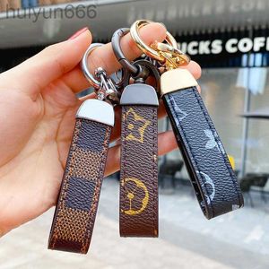 Luxe hommes taille boucle en cuir presbytie designer porte-clés pendentif voiture porte-clés anneau mode Couple cadeau créatif