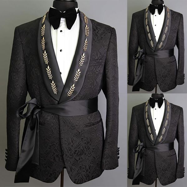 Luxe hommes mariage veste Floarl Jacquard Blazer châle revers métal décoration Tuxedos ensemble mâle pour marié soie ceinture