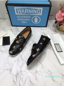 Luxe-mannen vrouwen mode loafers casual schoenen zwart lederen jurk driver sneakers laarzen geborsteld roisnylon monoliet rubberen loopvlak zool