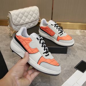 Luxury Mens and Womens Casual Sports Chaussures Outdoor Anti Slip Design Fashionable Couple Style Tailles 35 à 46