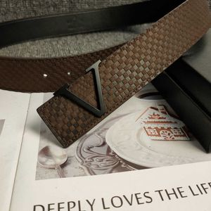 Cinturón de lujo para hombre Diseñador de la marca Business Casual Waistband 3.8CM Letter Smooth Buckle Jeans Pantalones de vestir Cinturones