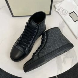 Zapatillas de deporte de diseñador para hombre de lujo Zapatos Zapatillas de deporte casuales de caña alta Mocasines para hombre y zapatillas de tenis de moda para hombres Superstar Zapatillas Para