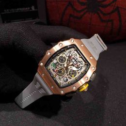 Luxury Mens Mechanical Watch Richa Milles RM11-03 Totalmente automático Mirador de zafiro Mirador Relojes Relojes de banda de goma para hombres WRISTWATCH SK0E