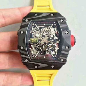 Luxe heren mechanica horloge klassiek rood zwart geel rubber heren saffier automatisch mechanisch koolstofvezel tourbillion kalender skelet