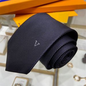 Luxe Heren Stropdas Designer Zijden Stropdas Diamanten V Hoge Kwaliteit Cravate Handgemaakte Stropdassen Letter Fashion Krawatte Business Casual