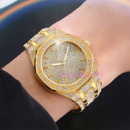 Luxury Mens Watch Femmes Hip Hop TrendSetter Octagonal Full Diamond Cador avec calendrier en acier Love Leather Diamond Fashion Star Watch