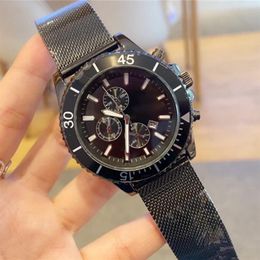 Montres de luxe pour hommes, mouvement à quartz, qualité supérieure, étanche, bracelet en maille en acier inoxydable, montre de luxe330v