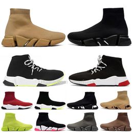 Diseñador de lujo para hombre botas de tobillo triple negro blanco beige marrón castaño botas de nieve mujeres universidad rojo rosa plataforma calcetín zapatos balencaigas zapatillas de deporte casuales