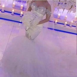 Vestidos de novia largos de cristal de sirena de lujo con hombros descubiertos vestido de novia con diamantes de imitación de talla grande blanco Sexy para fiesta de novia sin espalda