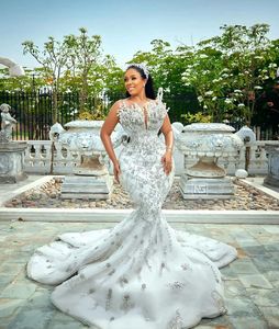 Robe de mariée sirène de luxe en dentelle perlée et diamants, manches longues, traîne détachable, robe de mariée arabe Aso Ebi