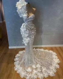 Robe de mariée sirène de luxe une épaule cristal longue paillettes perles robes de mariée fleur Appliqued Robe de BC12630