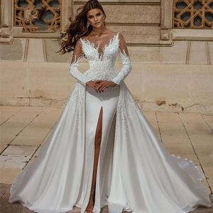 Luxe Zeemeermin Trouwjurken Split Vooraan Parels Satijn Lange Mouwen Bruidsjurken Met Afneembare Sleep Doorzichtige Hals Modern Arabisch Dubai Vestido De Novia