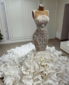 Luxe zeemeermin trouwjurken mouwloze bateau spaghetti banden 3d kanten appliques pailletten kralen parels vloer lengte formele bruidsjurken abiti da sposa