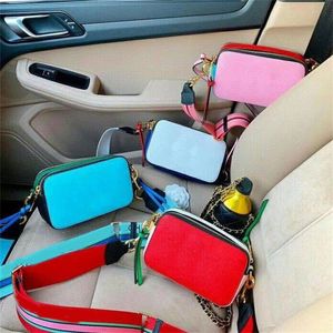 Luxe messenger riemtassen heren crossbody square handtas mini pochette klassieke letter eenvoudige make -up ontwerper vrouwen pu lederen camera een schoudertas