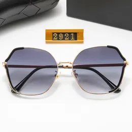 Luxury Metal Frame Mens Sunglasses 1: 1 Qualité Fashion Fashion Hexagonal Grand Designer Sunglasses Forho Polarize Round Eyeglass Holiday Travel Womens Shade